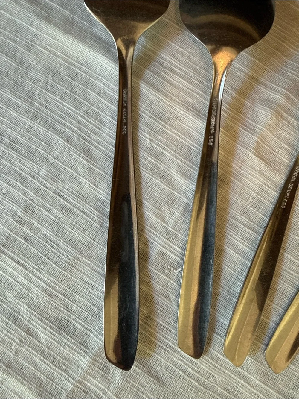 Oneida Stainless Steel Serving Forks, Spoon & Knife Set - Silver Finish